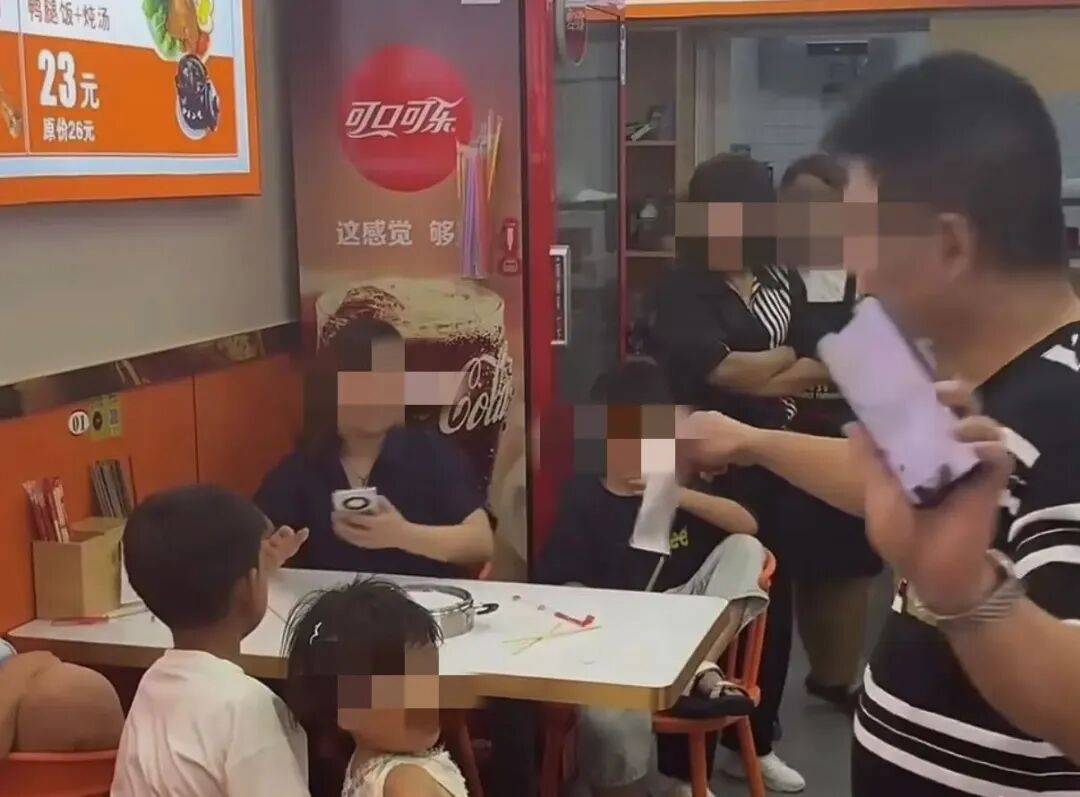 皇冠信用網代理_“续面事件”老板致歉皇冠信用網代理，将闭店销号赔礼，面馆是5年心血，回应“卖惨”：我本来就很惨
