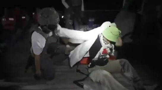 皇冠信用盘如何申请_以色列外交部:“环保少女”通贝里和其皇冠信用盘如何申请他170名活动人士已被驱逐出境