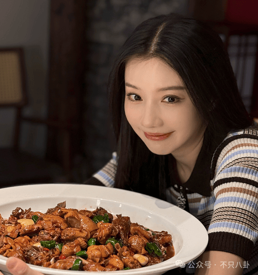 hga035会员注册_他俩没分手但被拍到吵架了hga035会员注册，吵得很凶......