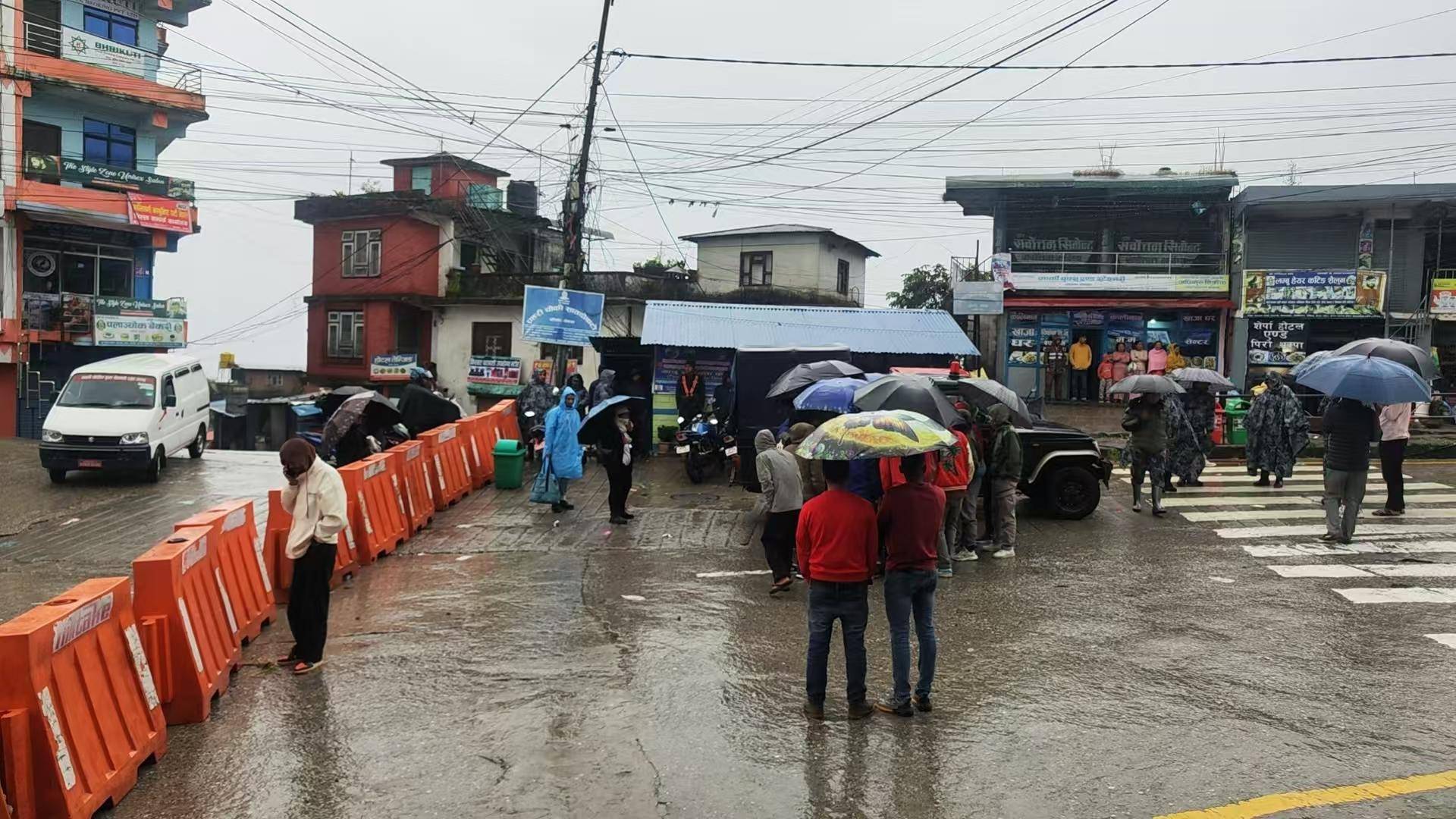 皇冠信用网登1
_从尼泊尔回国手机遭“保护性关停”皇冠信用网登1
，8天仍未恢复 当事人：在海拔4000多米路边冻到崩溃