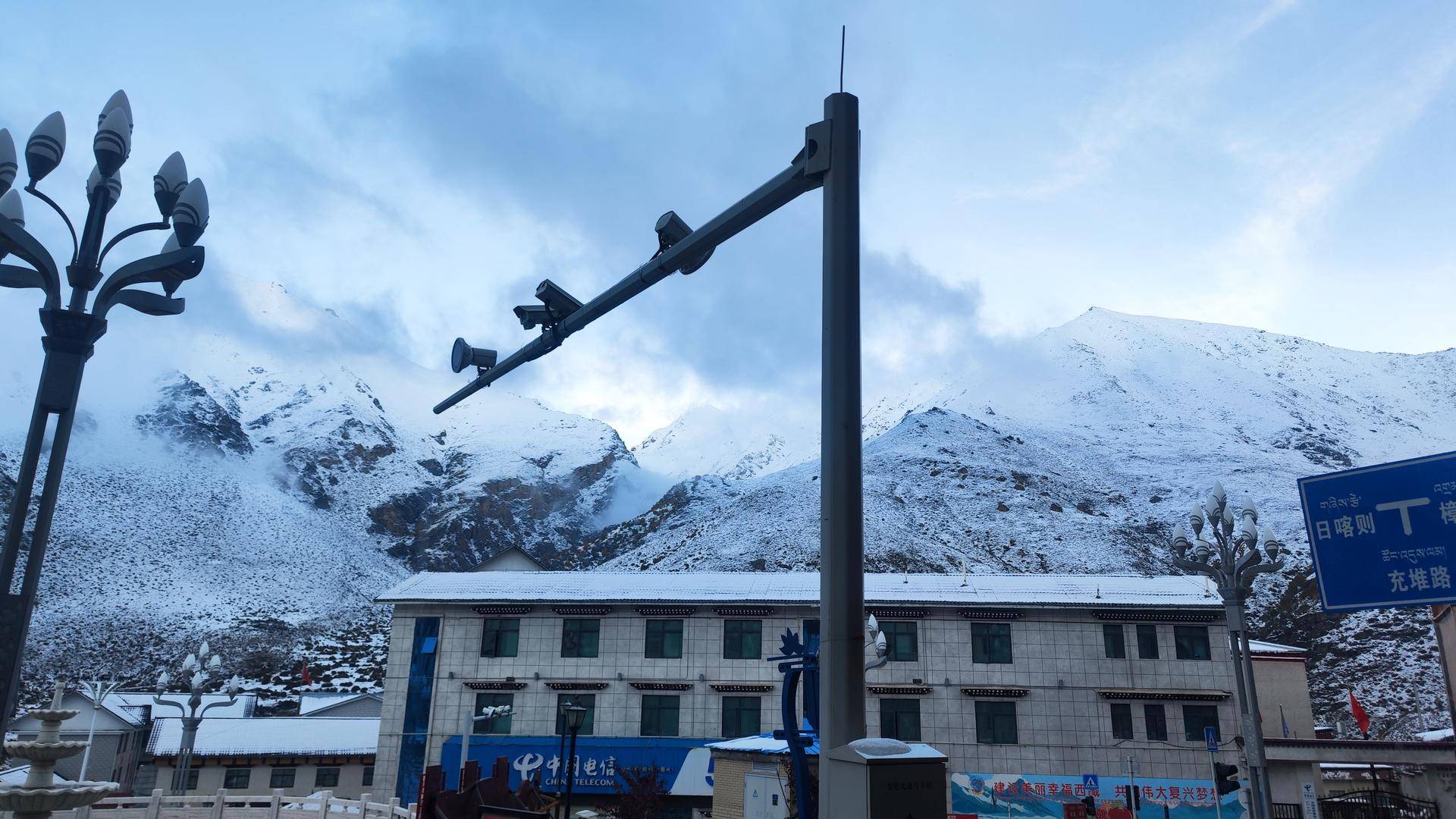 皇冠信用网登1
_从尼泊尔回国手机遭“保护性关停”皇冠信用网登1
，8天仍未恢复 当事人：在海拔4000多米路边冻到崩溃