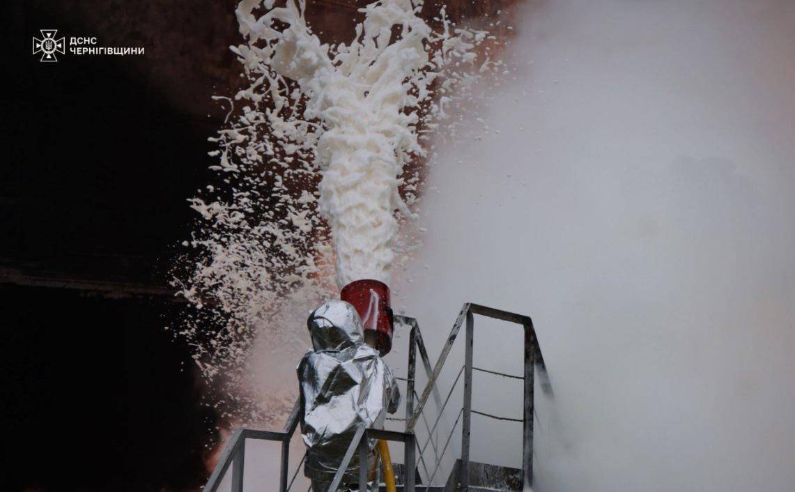 皇冠信用盘代理
_炸了一夜皇冠信用盘代理
，俄军大轰炸，基辅大停电：俄乌战争3年，普京太仁慈了