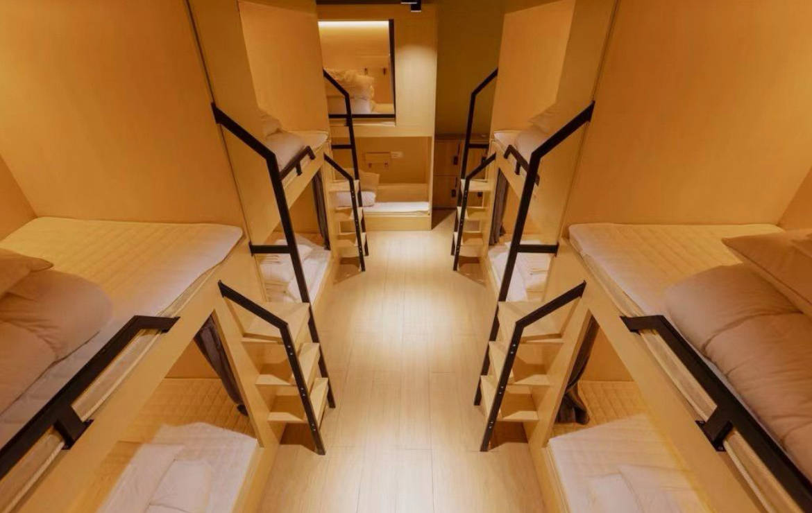 皇冠登一登二登三区别
_成都一酒店回应禁止40岁以上男性30岁以上女性预定特价房：有客人不理解规则报过警