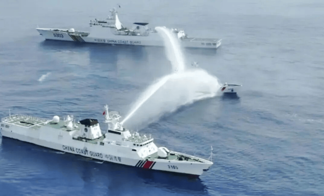 如何代理皇冠信用
_南海爆发激烈对峙如何代理皇冠信用
,菲方主力舰高速飙船,迎头撞上中国海警艇