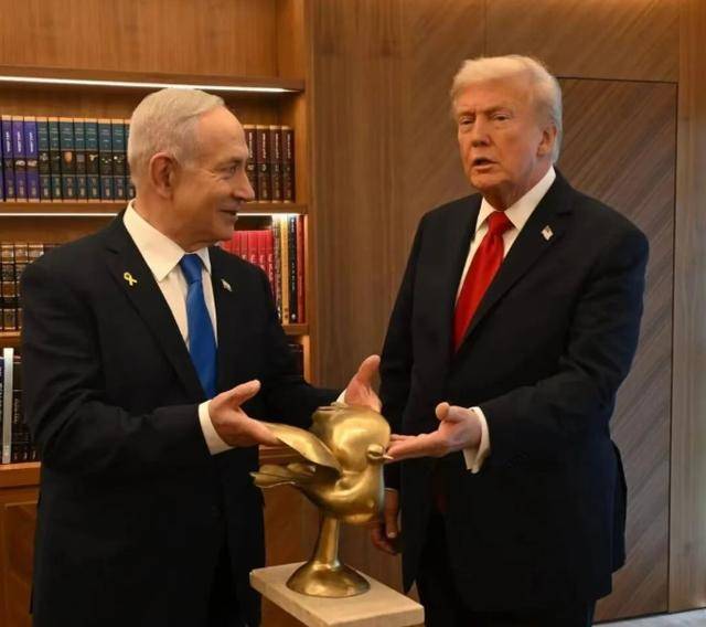 新版hga050
_哈马斯释放全部人质！以色列当面送大礼新版hga050
，特朗普终于等到了这一天