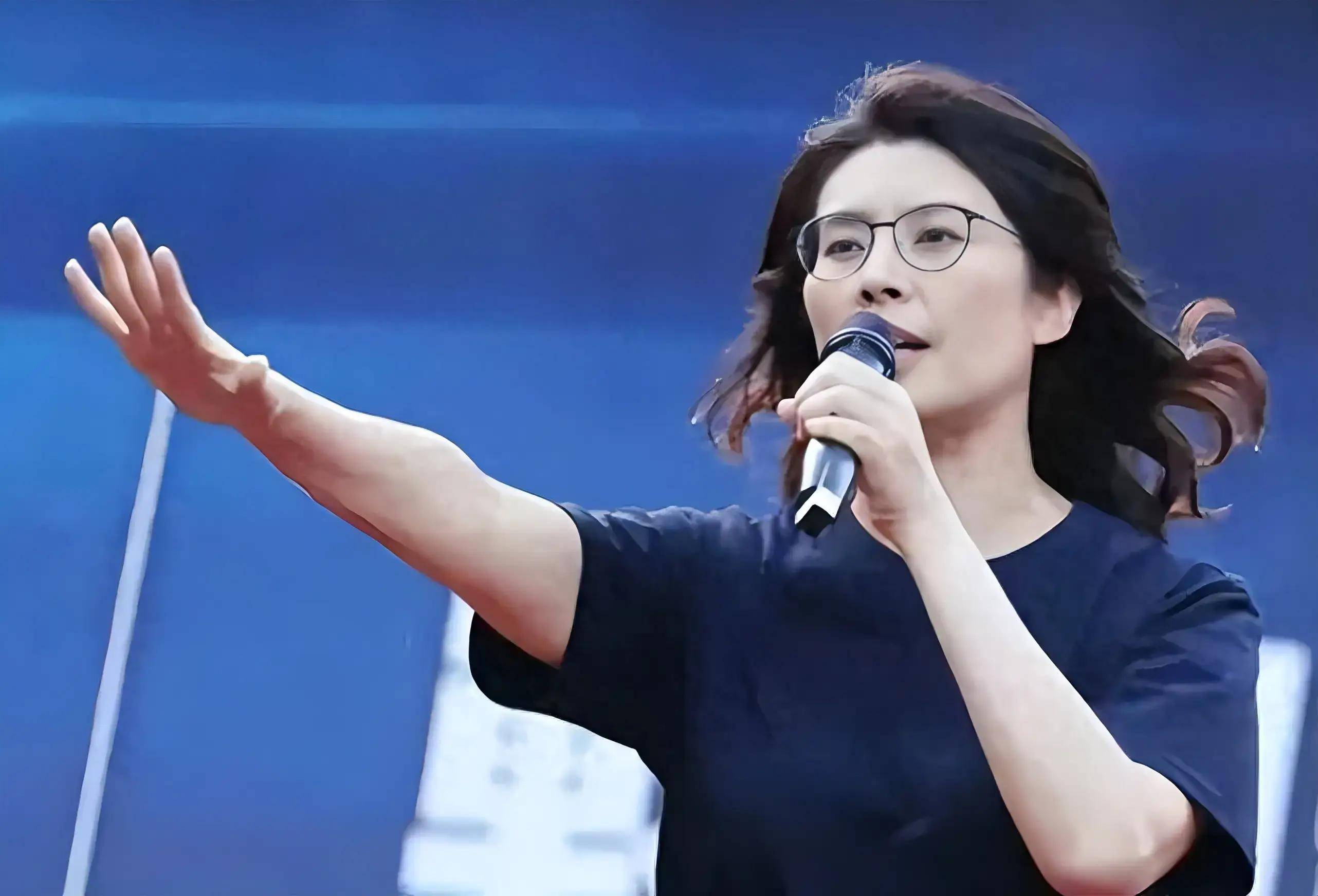 皇冠足球平台代理
_最后3天皇冠足球平台代理
,郑丽文支持率暴涨,洪秀柱定调:必须就统一表明态度