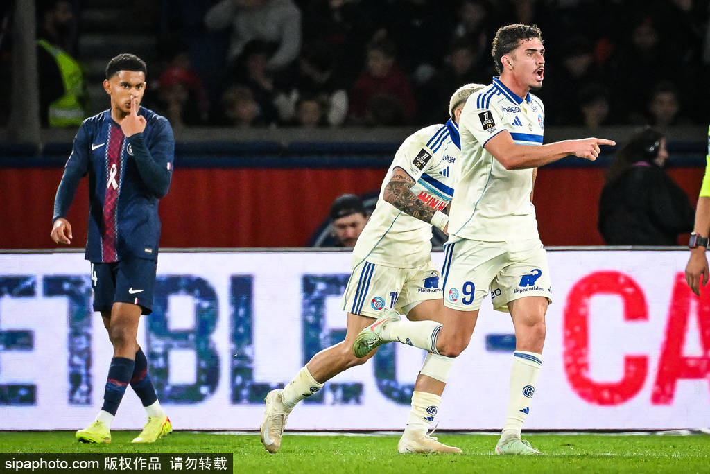 皇冠足球平台代理
_进球大战皇冠足球平台代理
!法甲-巴尔科拉破门 巴黎连追2球3-3斯特拉斯堡