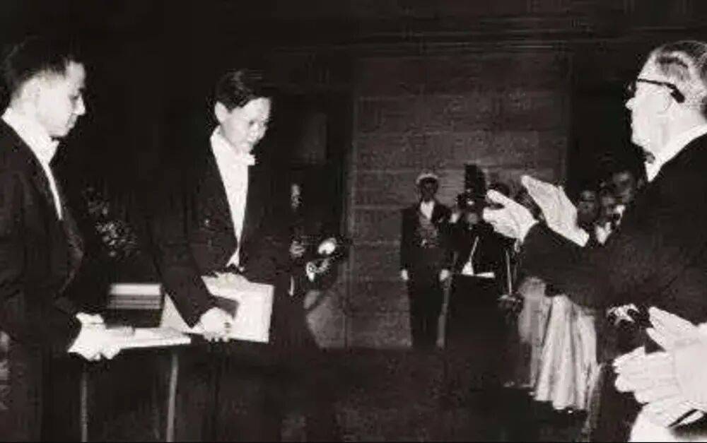 皇冠信用网口出租
_“大先生”千古皇冠信用网口出租
，杨振宁的一生