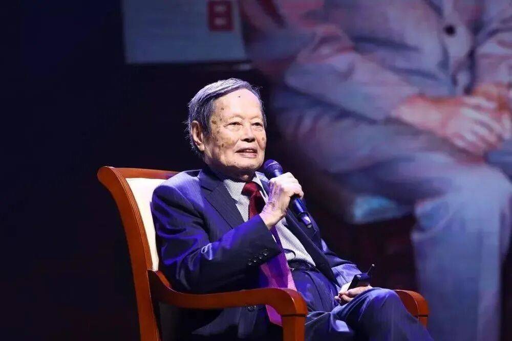 皇冠信用网口出租
_“大先生”千古皇冠信用网口出租
，杨振宁的一生