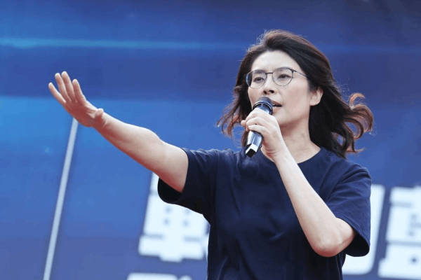 皇冠信用代理注册
_当选国民党主席皇冠信用代理注册
，郑丽文发声