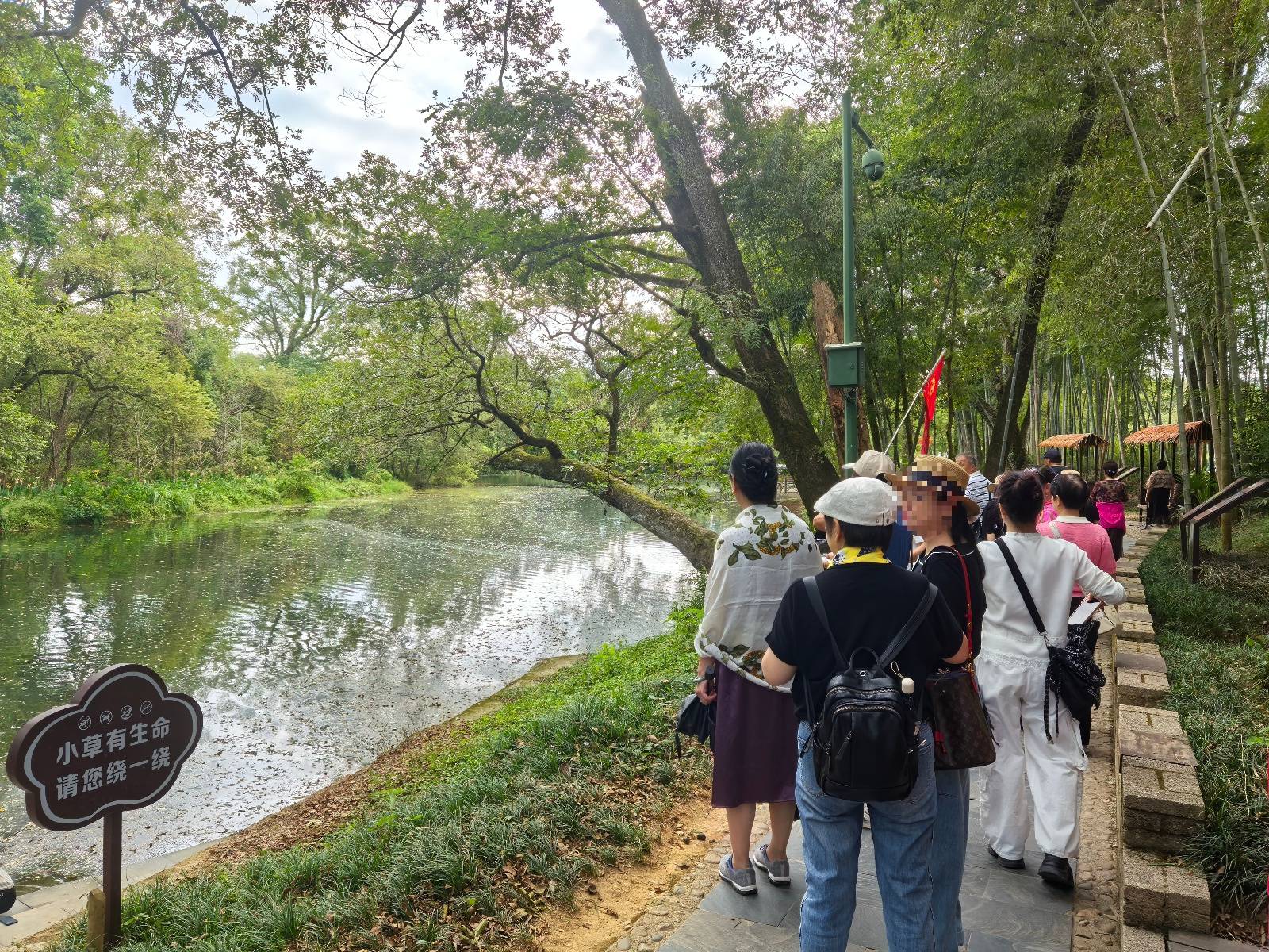 世界杯信用网代理申条件
_7小时“铁腚”大巴游老年团全纪录：不在家里做饭世界杯信用网代理申条件
，我出门就像打鸡血