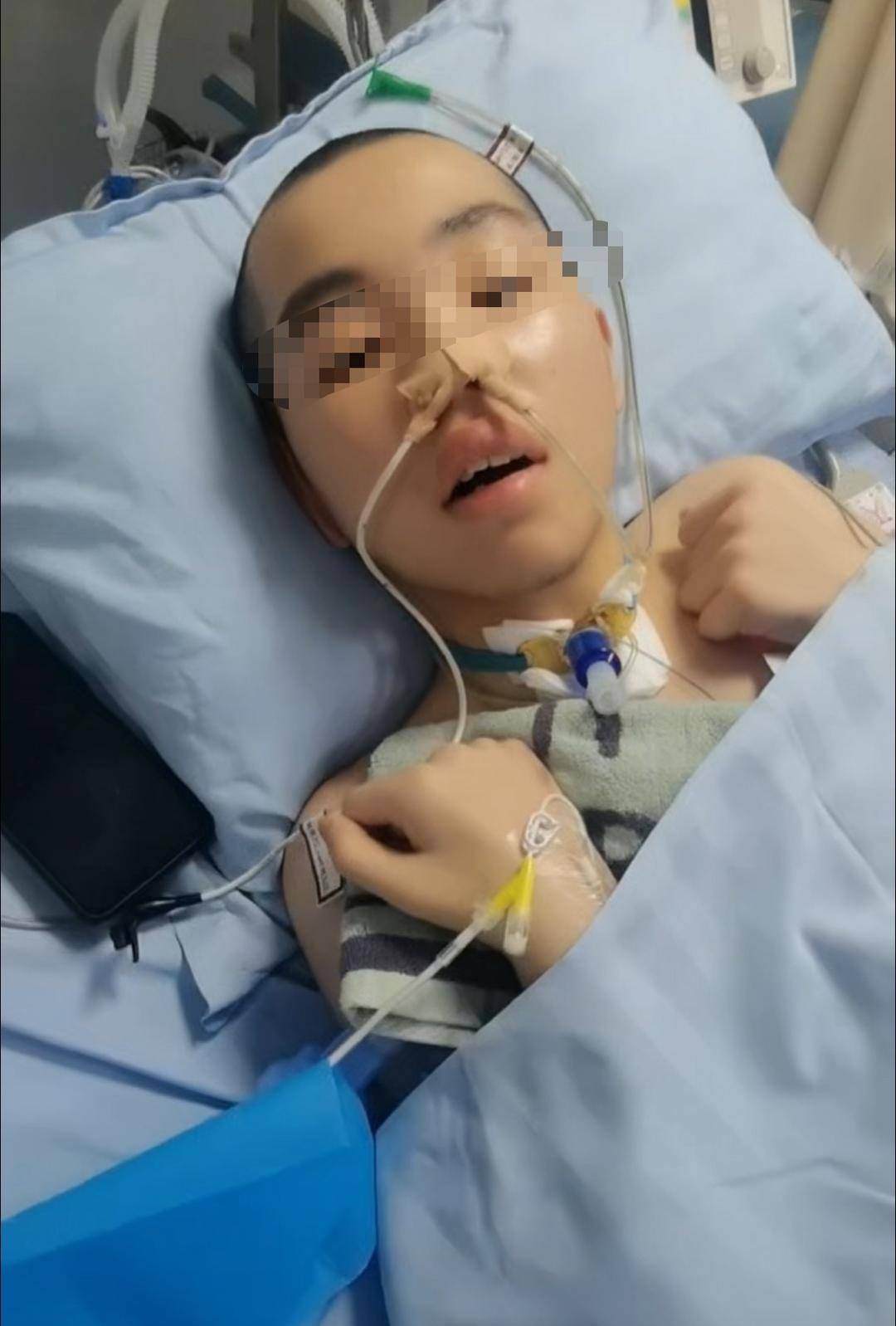 皇冠信用盘如何代理
_14岁男生嬉闹时被女同学打中左胸后瘫痪 家属：女孩父母为残疾人皇冠信用盘如何代理
，后续费用无着落