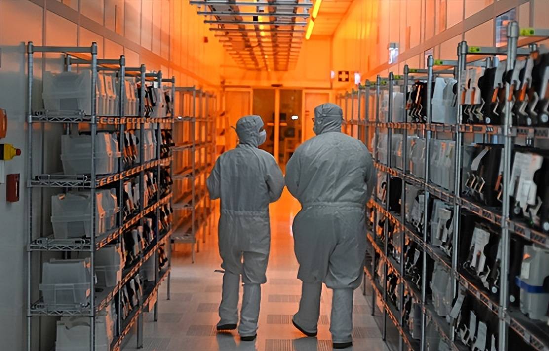 皇冠信用网最高占成
_中美要握手言和了？欧盟立马变脸皇冠信用网最高占成
，突然给中国“戴高帽”，周四在布鲁塞尔不见不散！