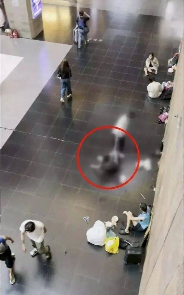 足球盘口开户
_通缉犯在台北车站性侵香港女游客足球盘口开户
,在侦查中翻供