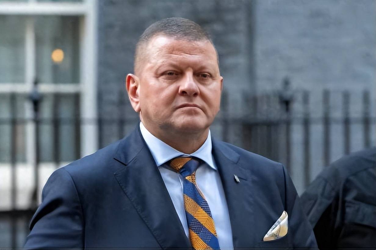 足球比赛外围买球网站
_乌克兰 17 城爆发全国性示威足球比赛外围买球网站
,抗议泽连斯基法案,北溪疑云叠加内部矛盾难收场?