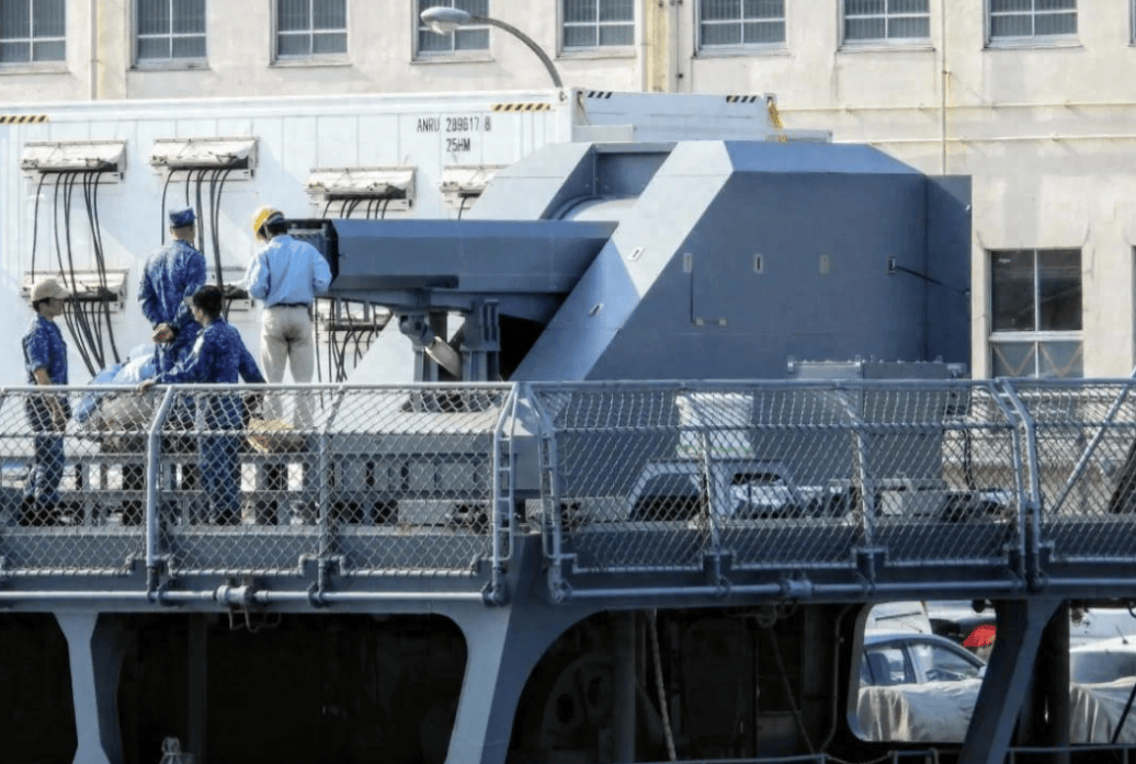 welcome皇冠注册
_中方不见高市早苗后welcome皇冠注册
,日本自卫队突然亮出电磁炮!解放军动作很快:枪已上膛剑已出鞘