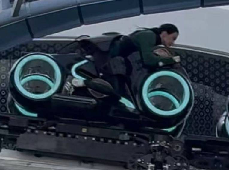 体育皇冠信用网
_知名女歌手在上海迪士尼被偶遇体育皇冠信用网
，见证求婚！“一时不知道谁更幸福”