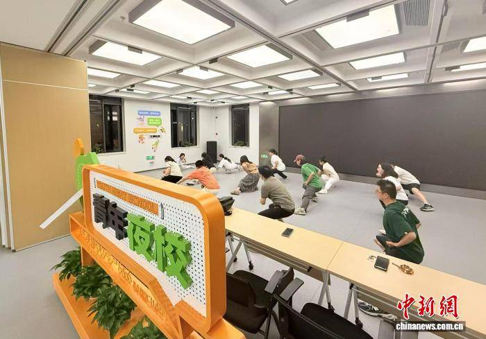 亚特兰大老鹰 vs 洛杉矶快船_年均引进3万大学生亚特兰大老鹰 vs 洛杉矶快船，浙江最年轻城区靠什么？