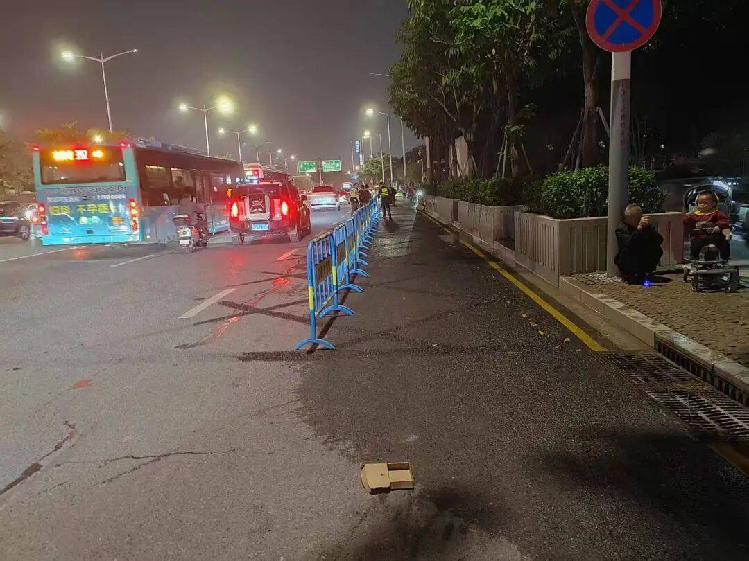 欧洲区附加赛C组_“等到车熄火”！深圳一主干道欧洲区附加赛C组，因封路导致拥堵！多部门研究疏解方案