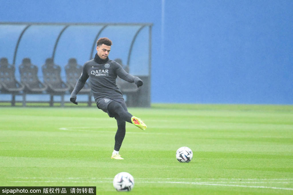 皇冠信用登2代理网址_再创历史！登贝莱获FIFA年度最佳球员皇冠信用登2代理网址，成为足坛首位90后获奖者