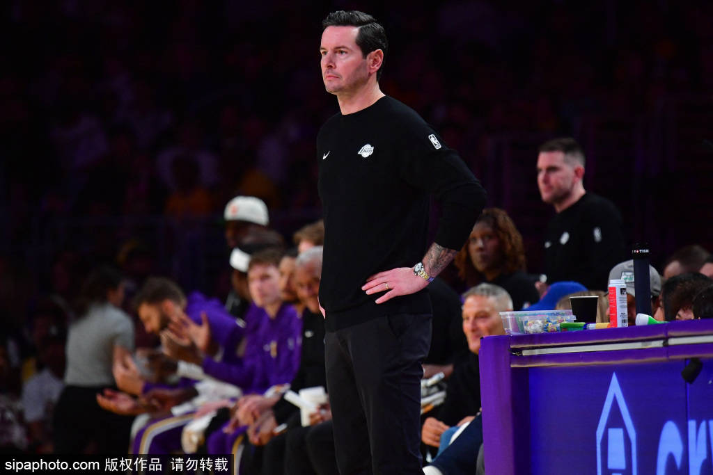 比利时甲组联赛A_湖人遭重创！东契奇腿部挫伤退场比利时甲组联赛A，四大主力缺阵引发危机