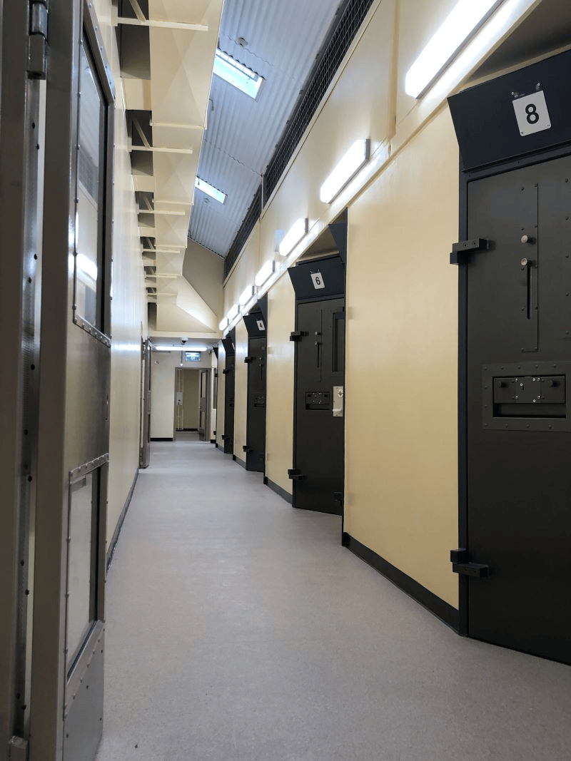 法国vs波兰_悉尼枪击案枪手或在超级监狱服刑：完全隔离法国vs波兰，吃喝拉撒都在牢房，堪称“混凝土坟墓”