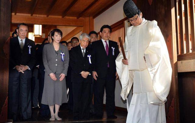 肖国栋vs加里.威尔逊_高市曾狂言“无论担任什么职务肖国栋vs加里.威尔逊，都会参拜神社”，这次为何不拜？