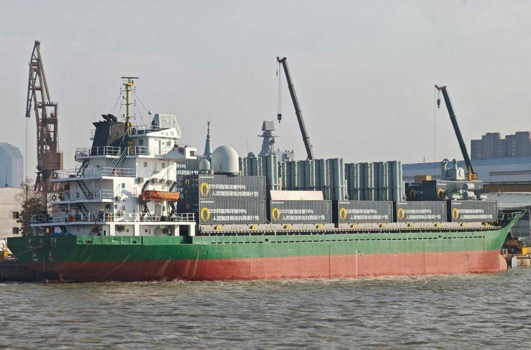 费德列斯达vs海於格松
_3架歼36费德列斯达vs海於格松
,10架歼-20A,076舰三机,鹰击20亮剑,美军摆烂不加班了