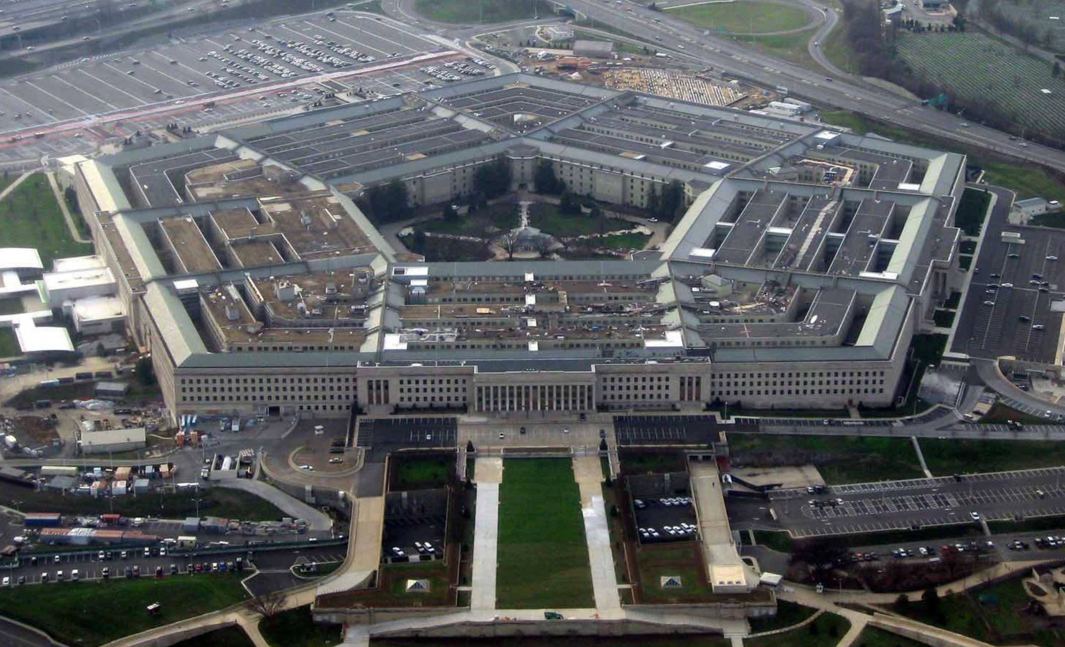 皇冠足球直播
_登上访华专机前皇冠足球直播
,加拿大总理卡尼公开警告特朗普,尊重格陵兰岛和丹麦的主权!