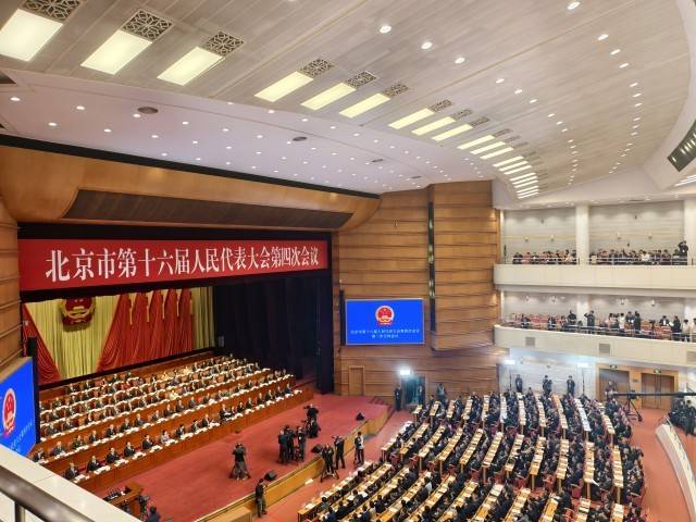 正版皇冠信用网出租_北京首提“一张床一间房一套房”供应正版皇冠信用网出租，为城市添暖意