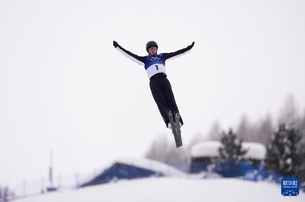 皇冠信用网去哪里弄_最强夫妻!徐梦桃丈夫王心迪皇冠信用网去哪里弄,拿下第四金!