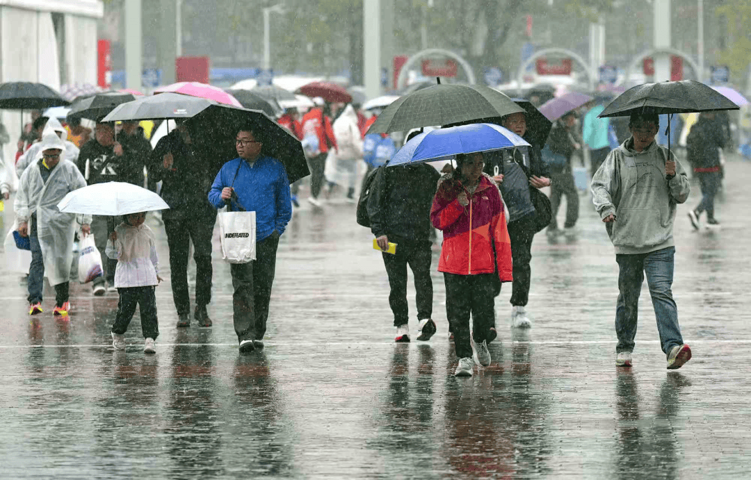 丹麦甲组联赛
_北京:雨已下了16个小时丹麦甲组联赛
,全市达暴雨级,未来2小时还将持续